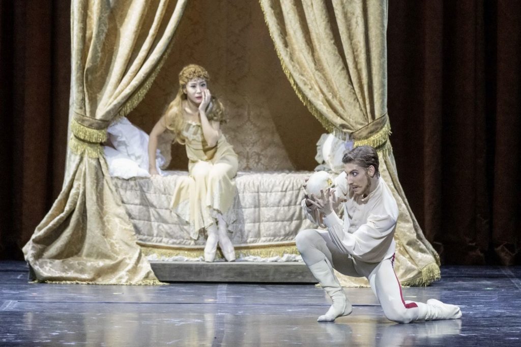 5. Y.Lee (Princess Stephanie) and G.A.Balázsi (Crown Prince Rudolf), “Mayerling” by K.MacMillan, Ballet of the Hungarian State Opera 2022 © P.Rákossy / Hungarian State Opera 