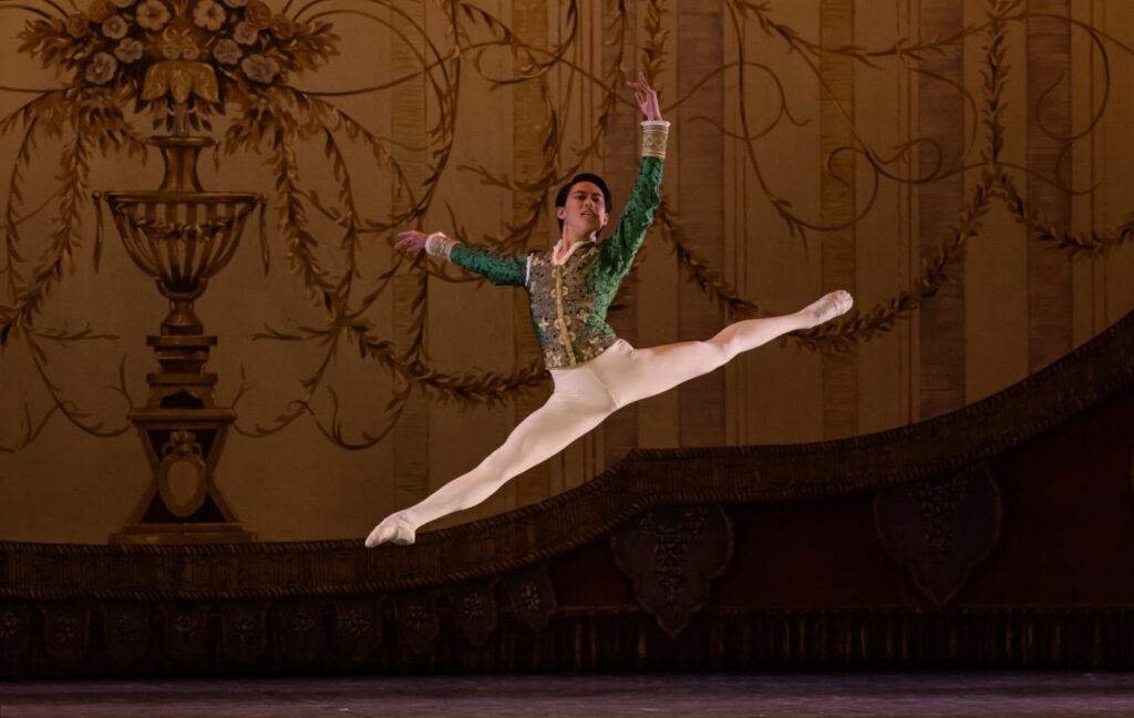 25. J.Nakamura, “Paquita Suite” by T.Solymosi, A.Mirzoyan, and I.Prokofieva after M.Petipa; Ballet of the Hungarian State Opera 2022 © A.Nagy / Hungarian State Opera 