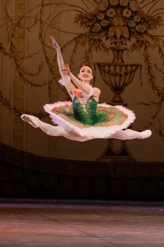 21. E.Sharipova, “Paquita Suite” by T.Solymosi, A.Mirzoyan, and I.Prokofieva after M.Petipa; Ballet of the Hungarian State Opera 2022 © A.Nagy / Hungarian State Opera