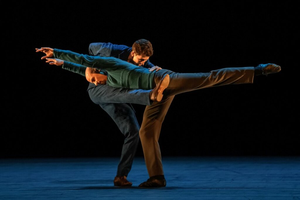 15. L.Radke and J.Benoot, “Casi Casa” by M.Ek, Les Ballets de Monte Carlo 2022 © A.Blangero