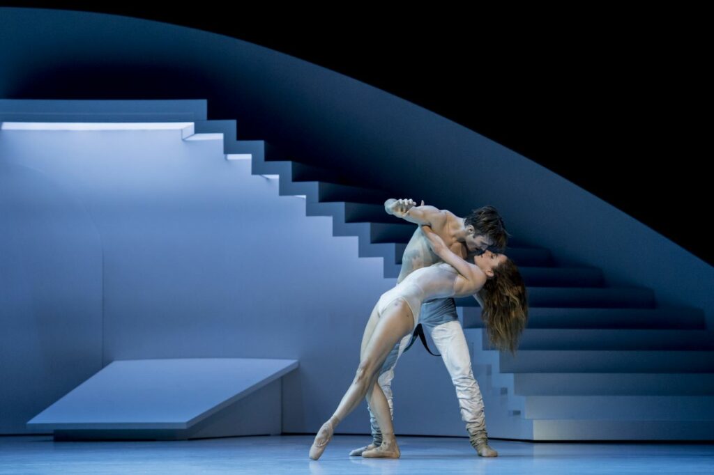  7. A.Tognoloni (Katherine) and F.Mariottini (Petruchio), “The Taming of the Shrew” by J.-C.Maillot, Les Ballets de Monte Carlo 2022 © A.Blangero
