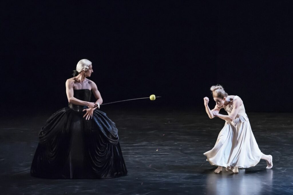 12. M.Šust and K.Jelínková, “Six Dances” by J.Kylián, Czech National Ballet 2022 © S.Gherciu