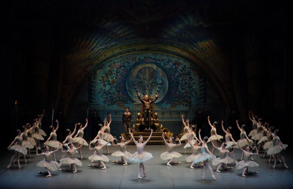 1. Ensemble, “Le Corsaire” by J.Song, Korean National Ballet 2025 © Korean National Ballet