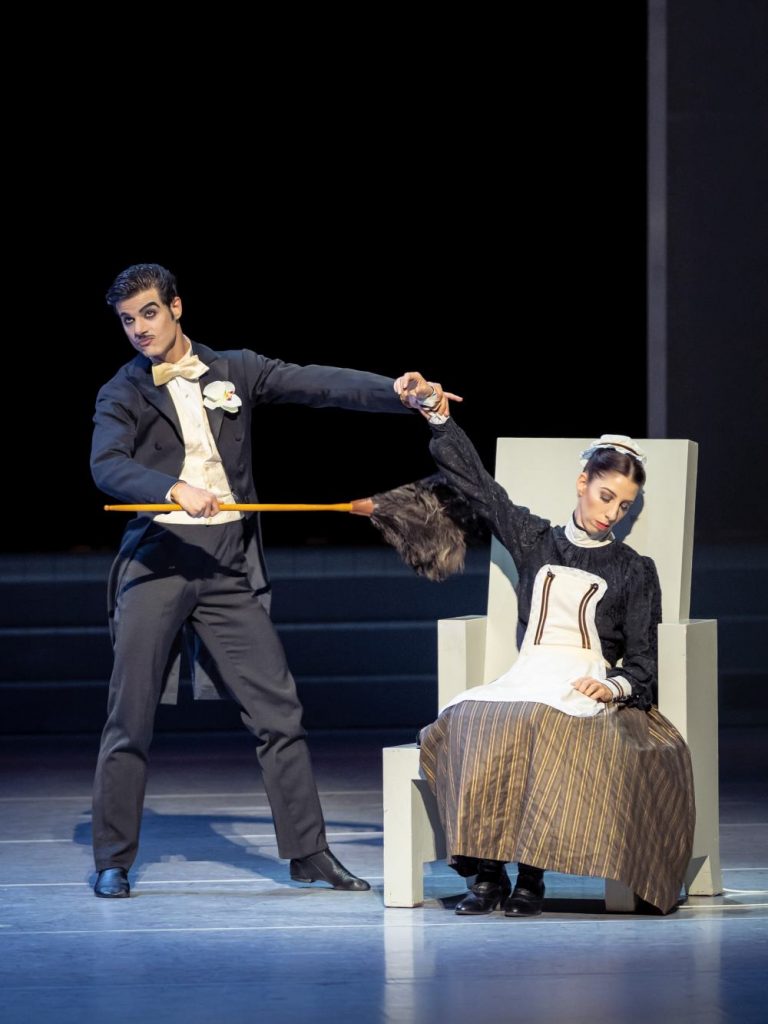 17. D.Dato (Ulrich) and C.J.Weder (Servant), “Die Fledermaus” by R.Petit, Vienna State Ballet 2025 © Vienna State Ballet/A.Taylor