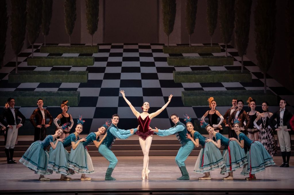 11. D.Dato (Ulrich), O.Esina (Bella), A.Cavallo, and ensemble; “Die Fledermaus” by R.Petit, Vienna State Ballet 2025 © Vienna State Ballet/A.Taylor