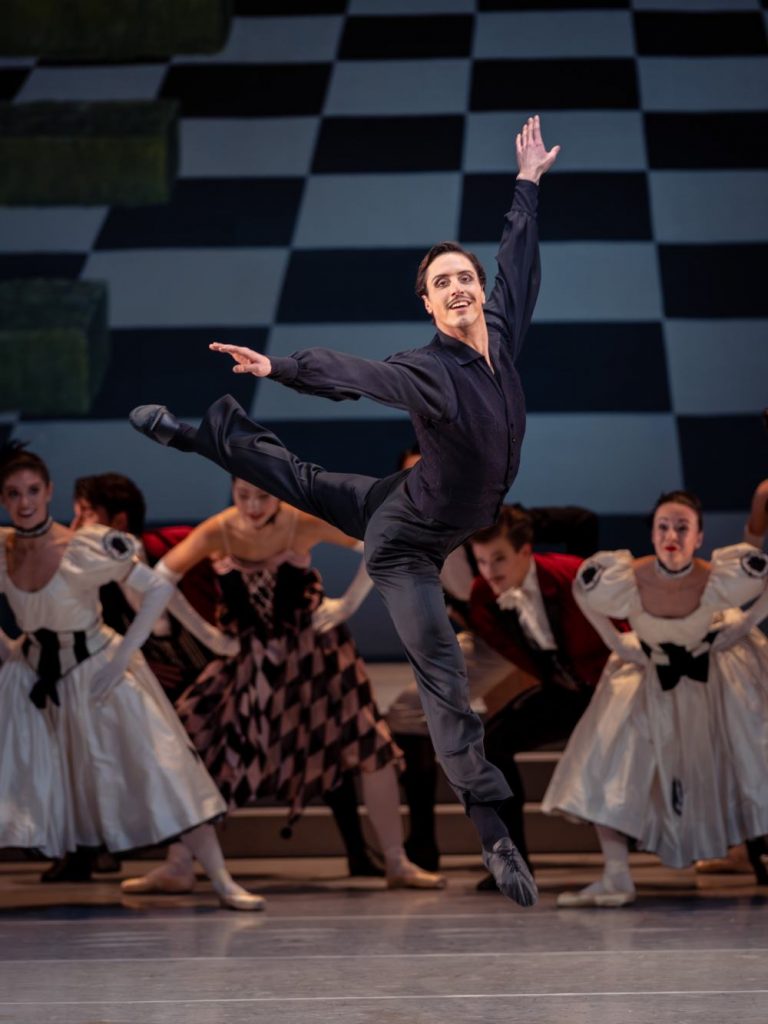 12. T.Afshar (Johann) and ensemble, “Die Fledermaus” by R.Petit, Vienna State Ballet 2025 © Vienna State Ballet/A.Taylor