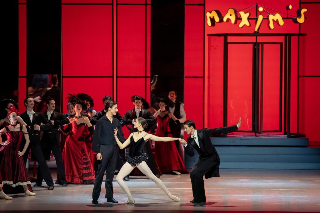 7. T.Afshar (Johann), O.Esina (Bella), V.Cagnin, and ensemble; “Die Fledermaus” by R.Petit, Vienna State Ballet 2025 © Vienna State Ballet/A.Taylor