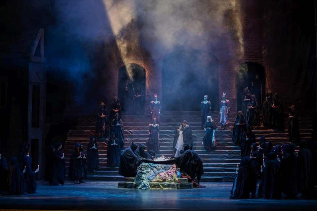 28. Ensemble, “Romeo and Juliet” by L.Seregi, Hungarian National Ballet 2025 © A.Nagy/Hungarian State Opera 