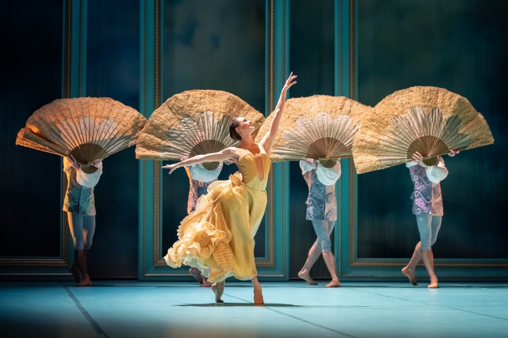 9. E.Bottero (Marie Antoinette) and ensemble, “Marie Antoinette” by T.Malandain, Vienna State Ballet 2025 © Vienna State Ballet/A.Taylor