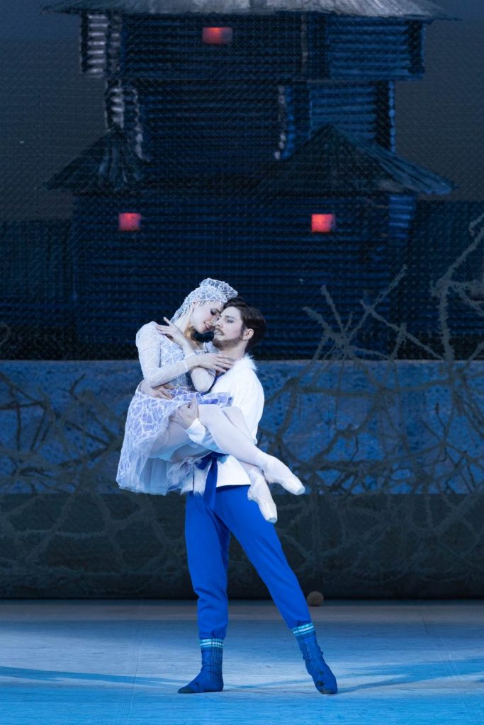 4. K.Ismagilova (Snow Maiden) and I.Yuldashev (Mizgir), “The Snow Maiden” by V.Burmeister, Stanislavsky Ballet 2026 © MAMT/K.Zhitkova 
