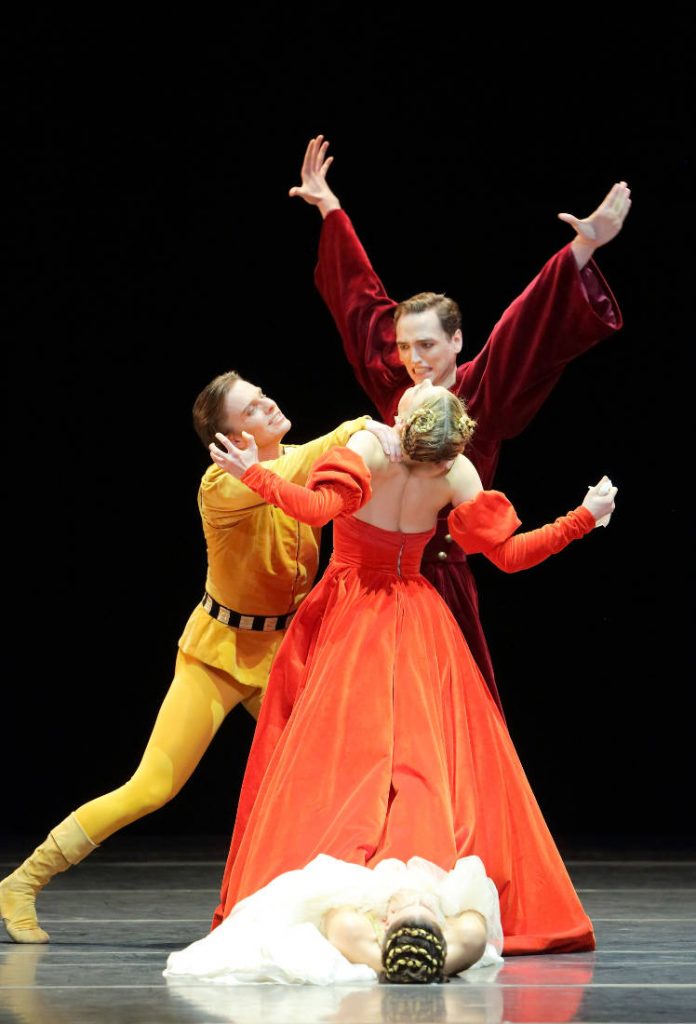 5. L.Slavický, S.Ferrolier, E.Barrowman, and L.Engel, "The Moor's Pavane" by J.Limón, "Forever Young", Bavarian State Ballet