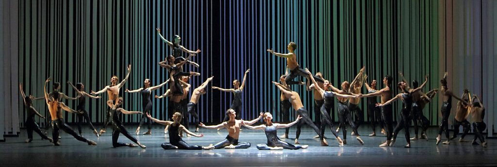 9. Ensemble, "Choreartium" by L.Massine, 4th movement, "Forever Young", Bavarian State Ballet