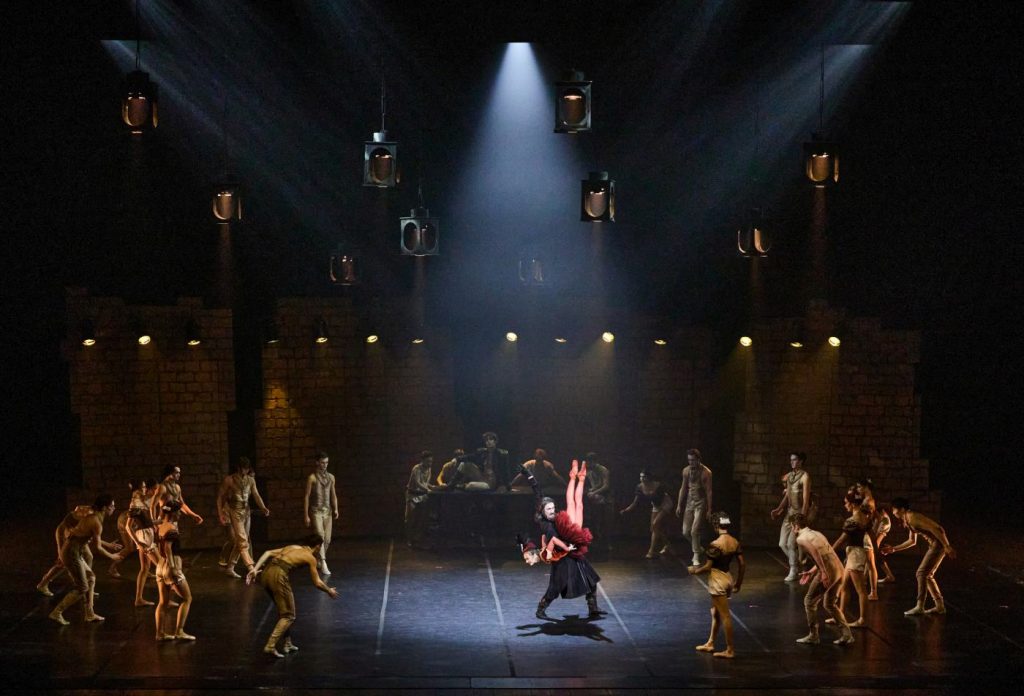 16. G.Bolsunovsky (The Elder), E.Mikheecheva (Idalia), and ensemble; “Pushkin” by N.Dmitrievsky, Krasnoyarsk Ballet 2026 © E.Koryukin 