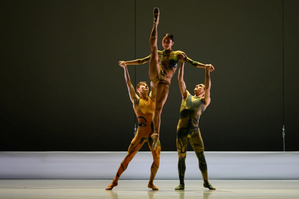 8. Ensemble, “Caravansérail” by J.Guérin, Les Ballets de Monte-Carlo 2026 © A.Blangero