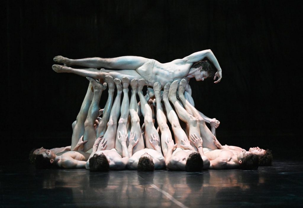 13. H.Erikson and ensemble, “Le Sacre du Printemps” by G.Tetley © Glen Tetley Legacy, Stuttgart Ballet 2026 © Stuttgart Ballet
