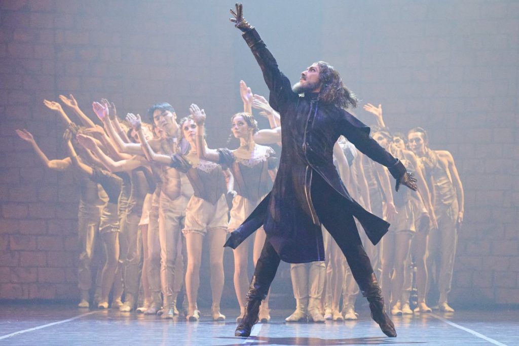 15. G.Bolsunovsky (The Elder) and ensemble, “Pushkin” by N.Dmitrievsky, Krasnoyarsk Ballet 2026 © E.Koryukin 