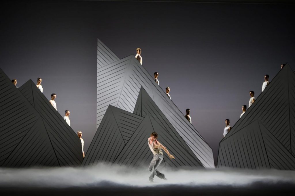 7. I.Cornelis (Solo), and ensemble, “Ma Bayadère” by J.-C.Maillot, Les Ballets de Monte-Carlo 2026 © A.Blangero