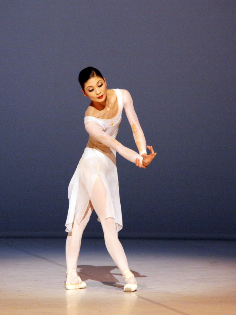 2. Kang, Requiem by MacMillan, Stuttgart Ballet | Landgraf on Dance