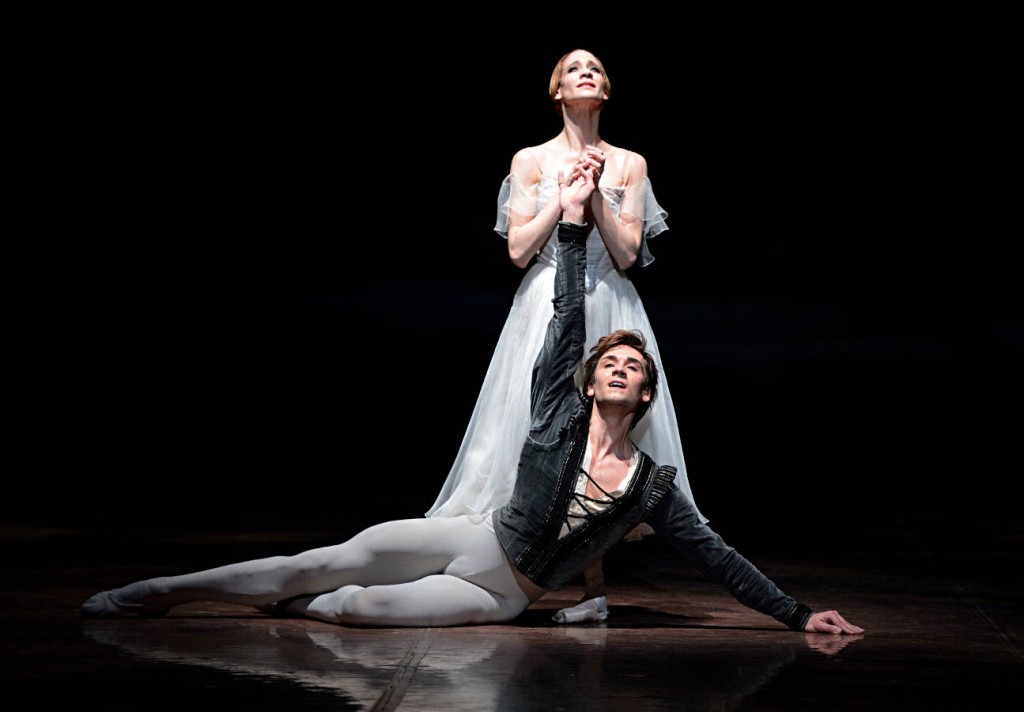 7. Alicia Amatriain and Friedemann Vogel, Giselle, Stuttgart Ballet 