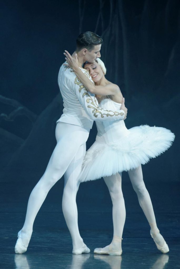 37. J.Laucius and A.Čumakova, “Swan Lake” by M.Petipa and L.Ivanov, Lithuanian National Opera and Ballet Theatre © M.Aleksa
