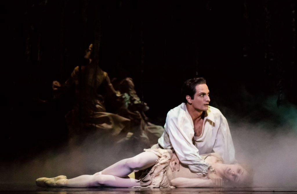 10. M.Hamilton and J.Bubeniček, “Manon” by K.MacMillan, photo: I.Whalen