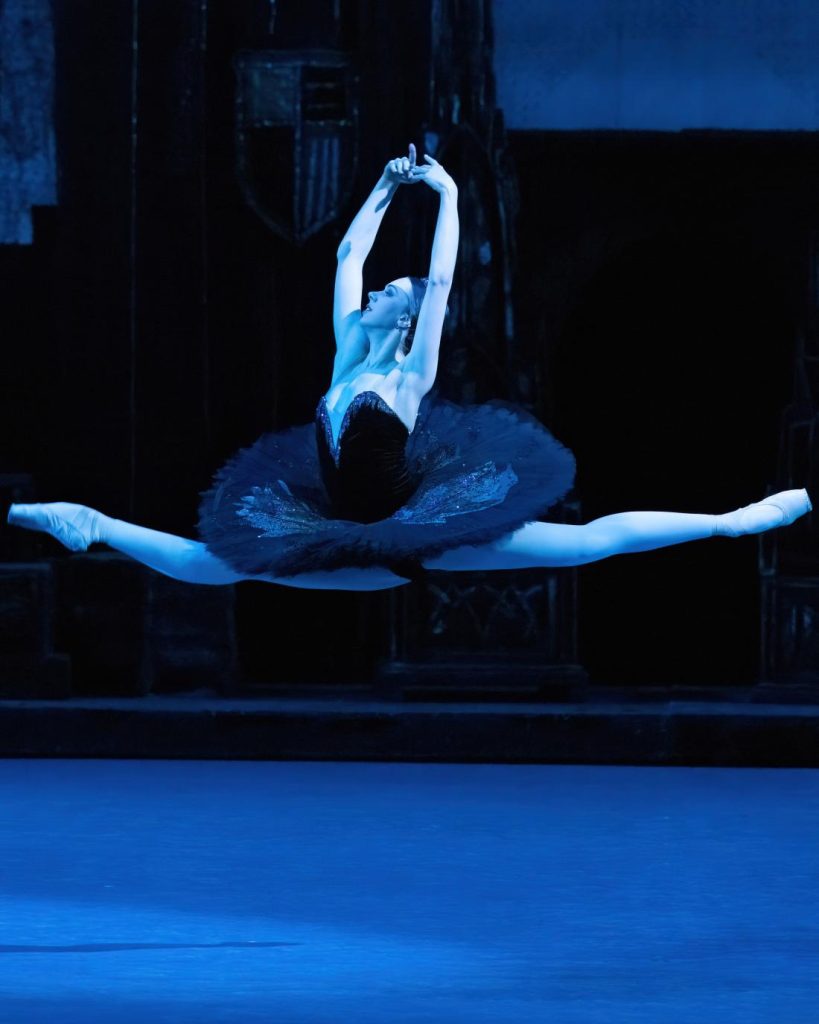 3. A.Denisova (Odile), “Swan Lake” by Y.Grigorovich, Bolshoi Ballet 2026 © Bolshoi Theatre/M.Logvinov